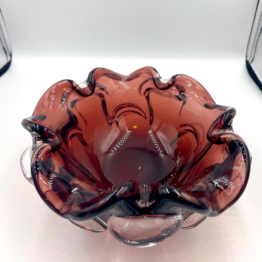 Vintage Mulberry Wine Clear Glass Pulled Ear Petals Ashtray/ Bowl